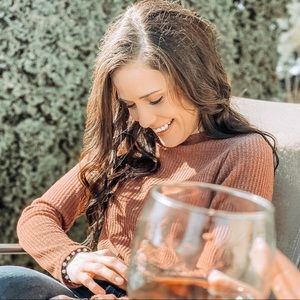 Meet your Posher, Haley